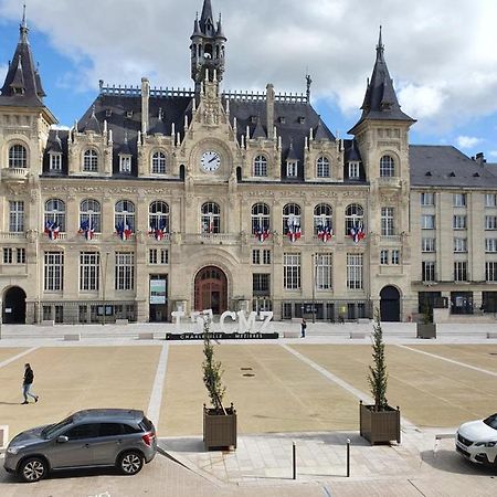 Studio De L'Hotel De Ville Charleville-Mezieres Luaran gambar